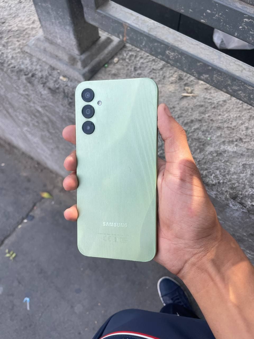 Samsung A14 64gb ideal