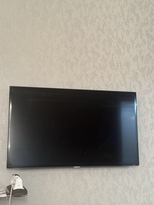 Телевизор Samsung UE46ES6100 — 46”, LED, отличное состояние!