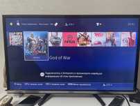PlayStation 4 + 8 игр + джойстик