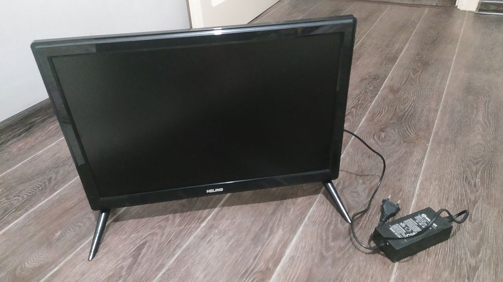 Продам телевизор Heling