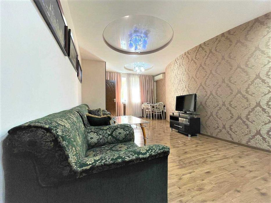 Сдам трехкомнатную квартиру