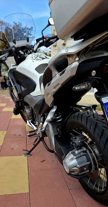 Honda VFR 1200x Crosstourer cu accesorii premium