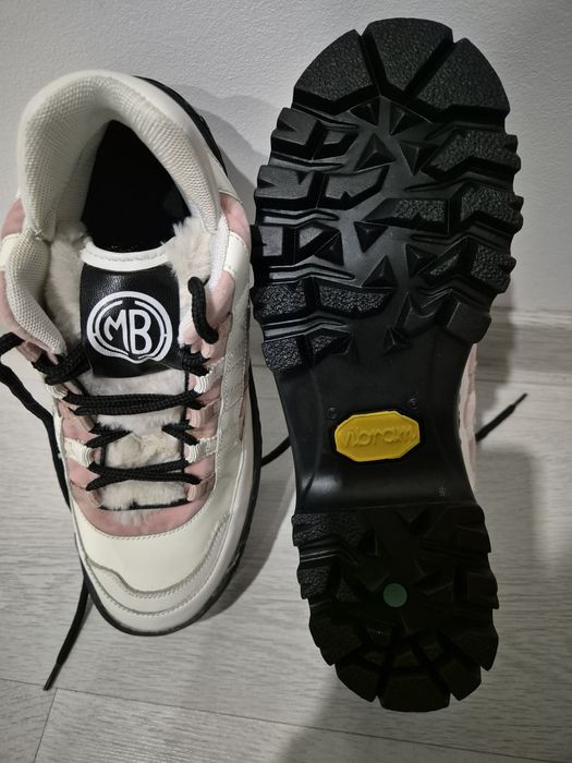 Ghete de iarna noi, cu talpa vibram