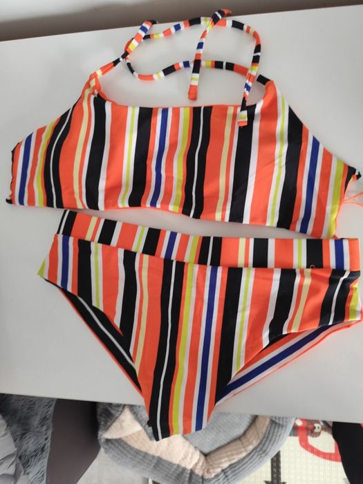 Нови бански Esprit