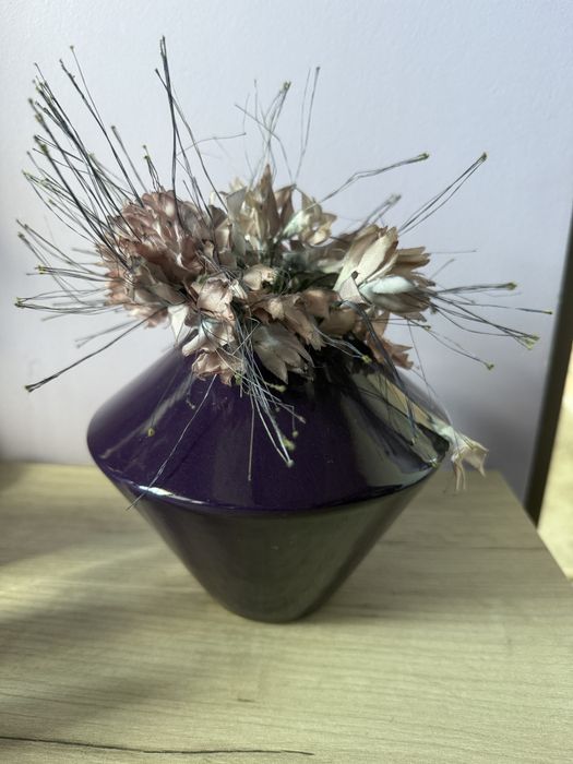 Vaza decor si plori artificiale