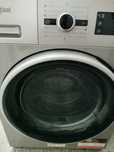 Vând mașină de spălat rufe cu storcător Whirlpool în stare bună .