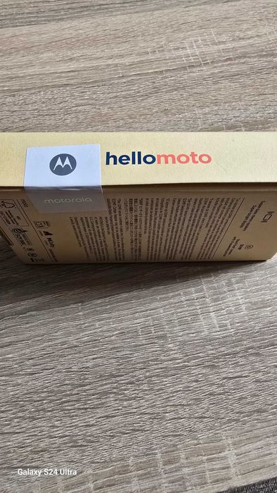 Motorola g05 Неотварян