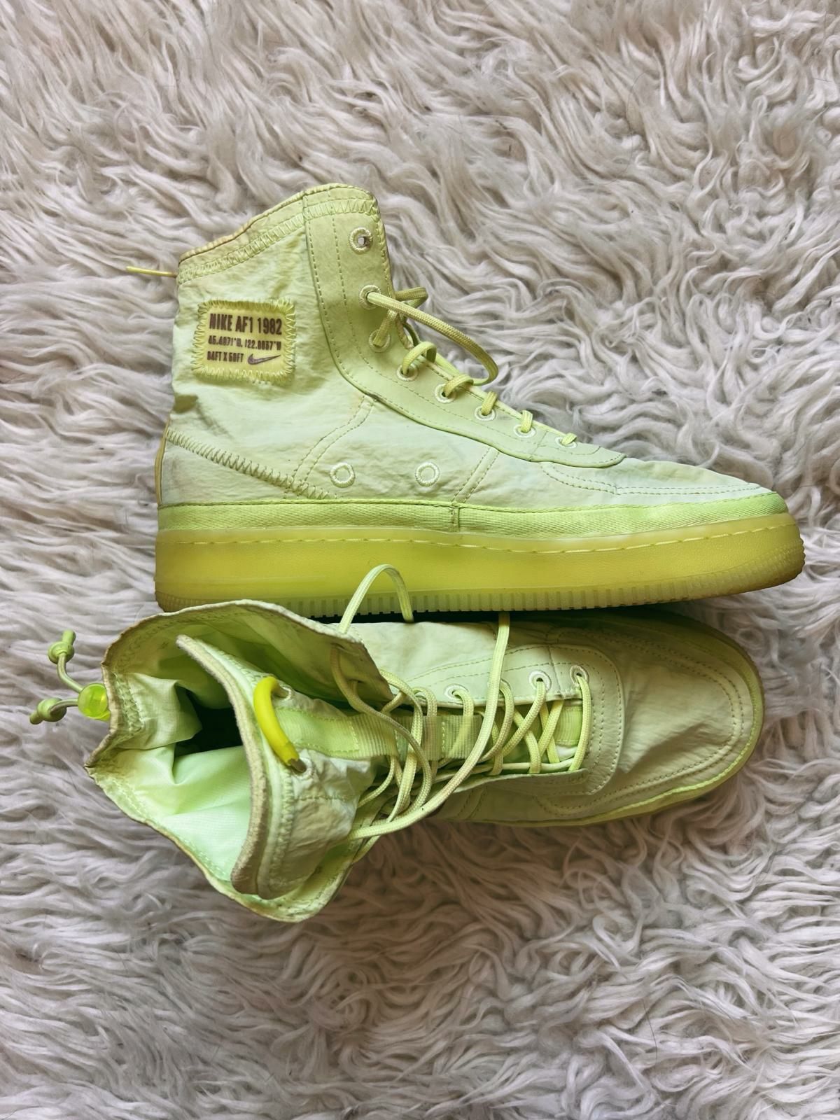 Nike air force 1 shell verde-neon