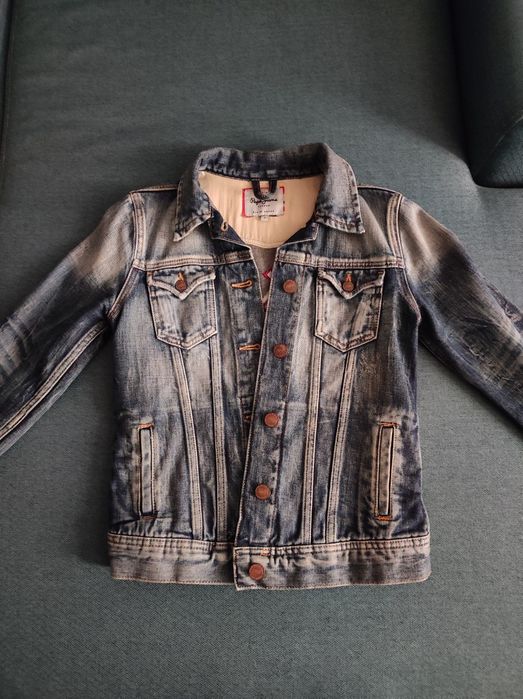 Джинсовая куртка размер S