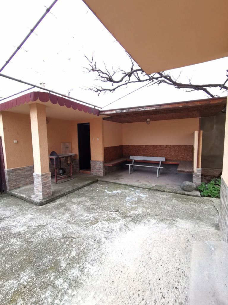 Продава се Етаж от къща в с. Първомайци, Област Велико Търново - 112 кв.м за 1786 €/кв.м - Снимка #15