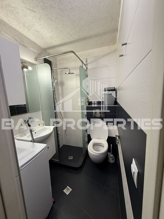 Продава се Многостаен апартамент в София, Белите брези - 180 кв.м за 2334 €/кв.м - Снимка #12