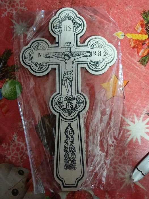 Cruce din lemn super frumoasă