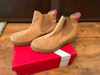 Ghete piele intoarsa masura 39 Tamaris