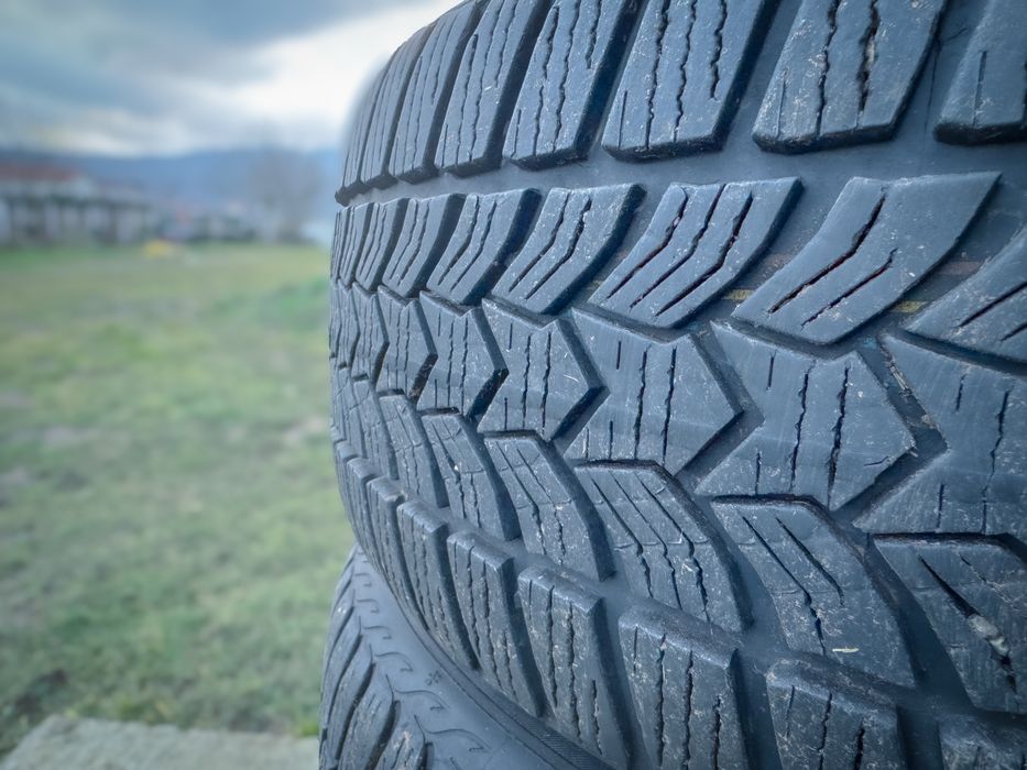Anvelope iarna Debica 225/45 R17