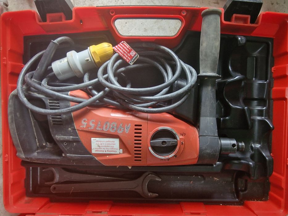 Masina de carotat Hilti DD110