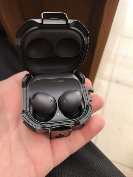 Наушники самунг бадс про 2 оригинал продам так как нужны деньги за хор