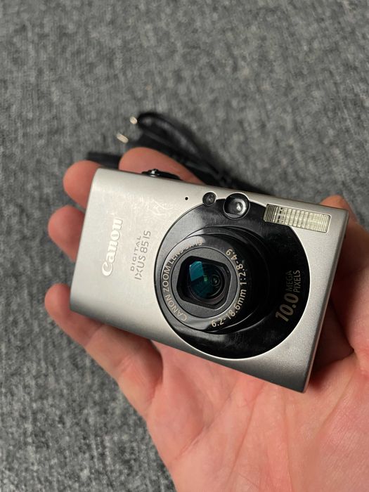 Aparat Foto Digital CANON Ixus 85 IS Silver 10MP  3x Zoom Senzor CCD