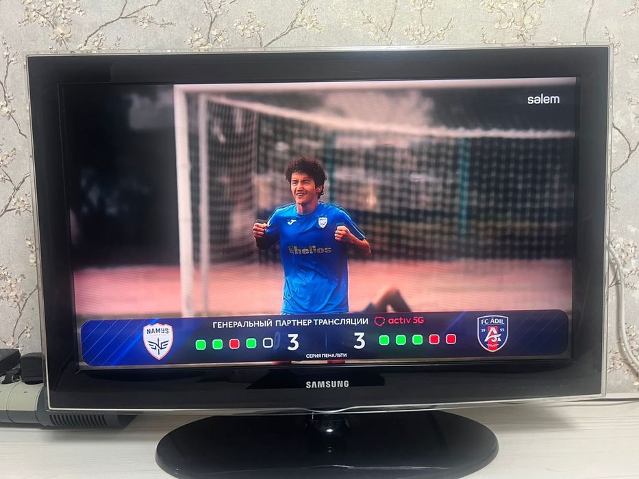 Продам телевизор