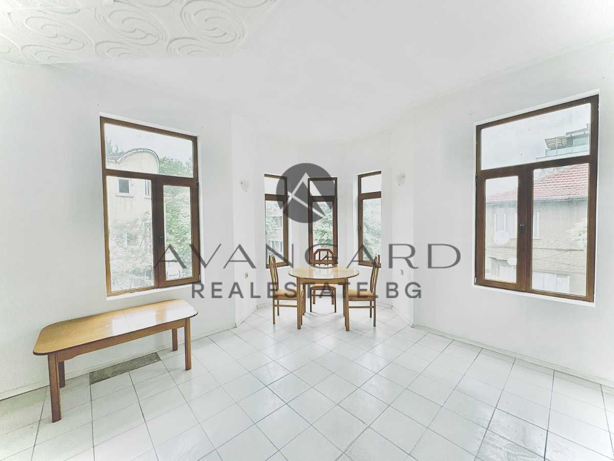Продава се Етаж от къща в Пловдив, Център - 115 кв.м за 1522 €/кв.м - Снимка #2