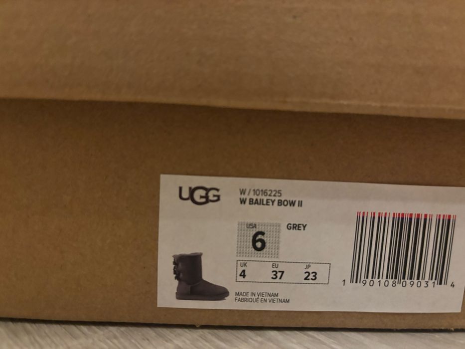 Ghete UGG Bailey II iarna