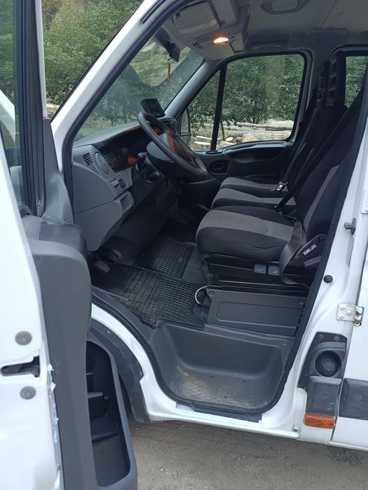 Iveco Daily Doka 7locuri și benă basculabil pe 3 parti fara Klima