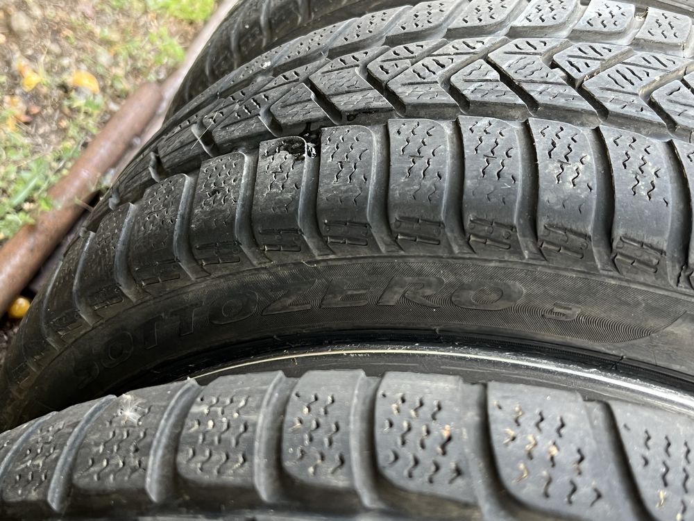 Anvelope 205 / 40 / 18  PIRELLI SOTTOZERO 3 ( M + S )