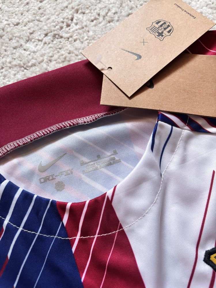 Nike FC Barcelona Academy 23/24 Kit