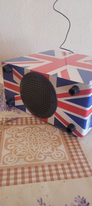 Vând boxă portabilă