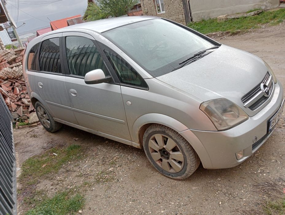 Vând Opel Meriva
