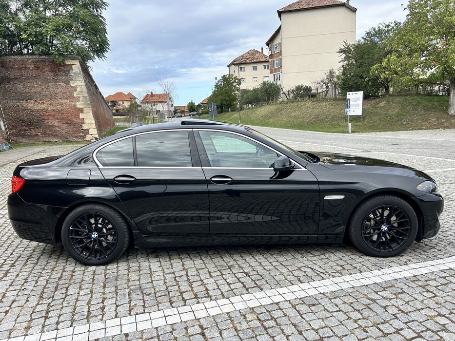 BMW Seria 5 F10 525D 218cp