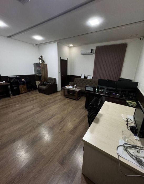 Аренда под офис С мебеью! улица Нукус, Вдоль Дороги! 40м2 3этаж