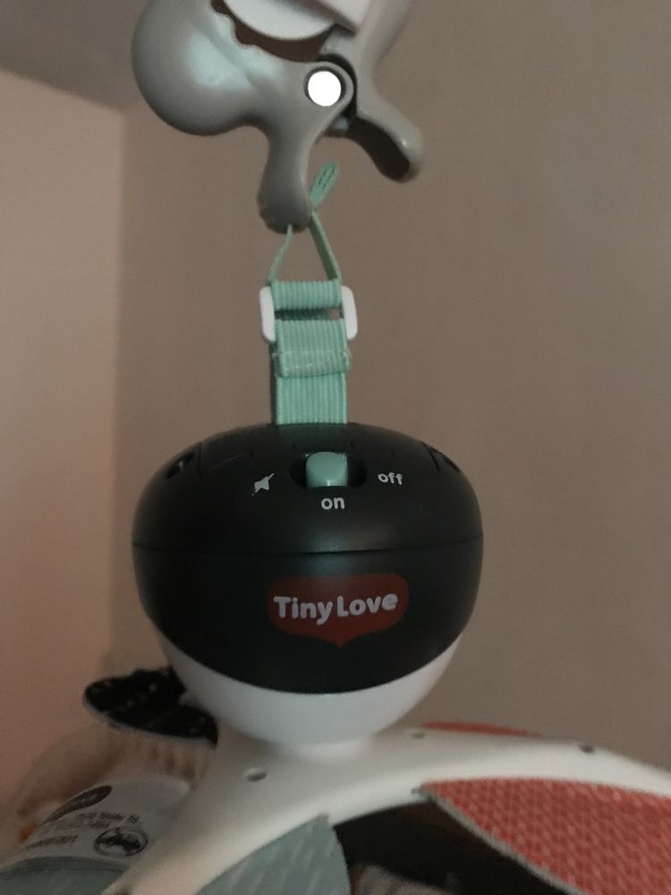 Tiny Love музикална играчка