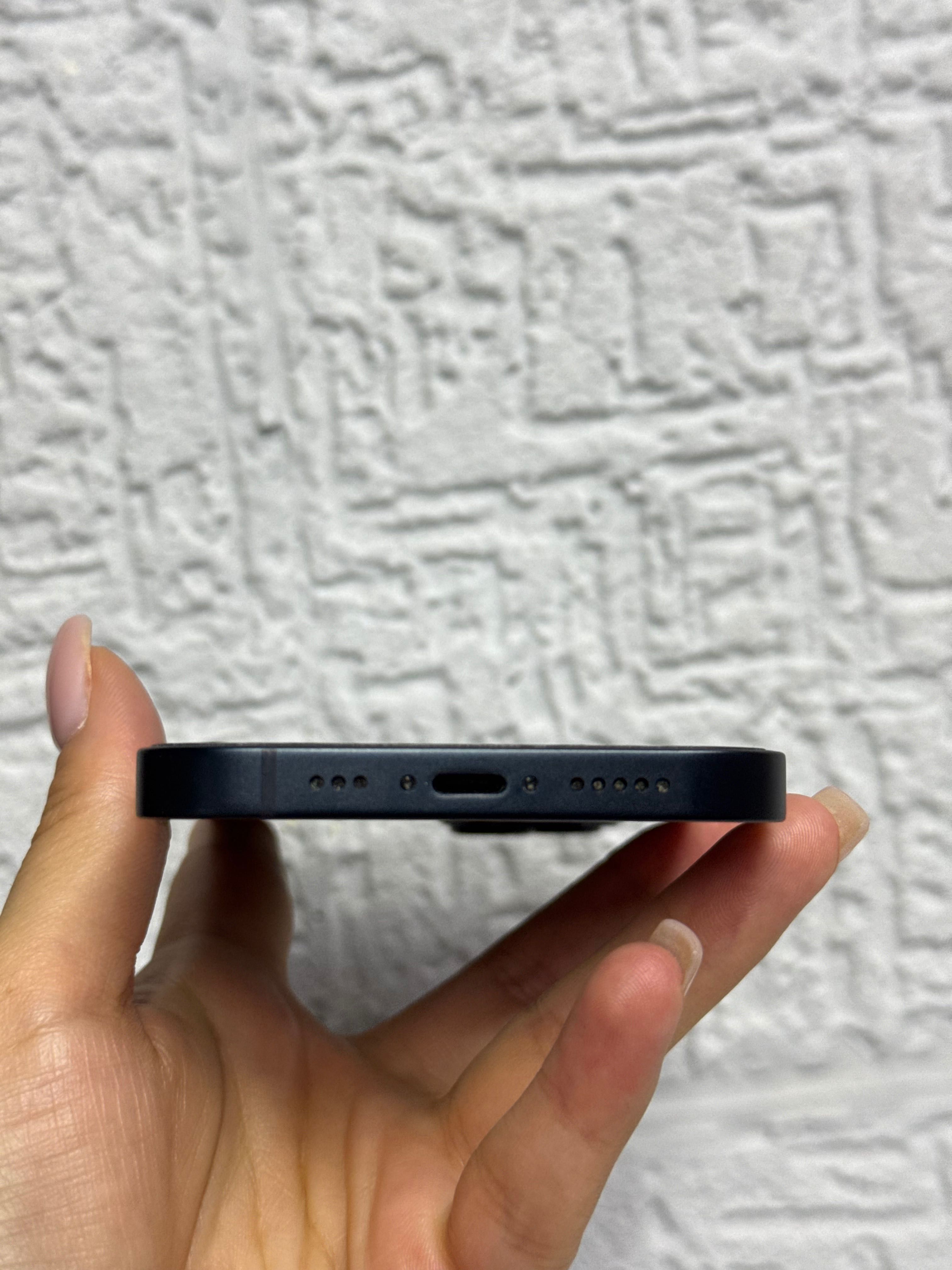 iPhone 14, 128GB, Midnight, капацитет на батерията - 86%