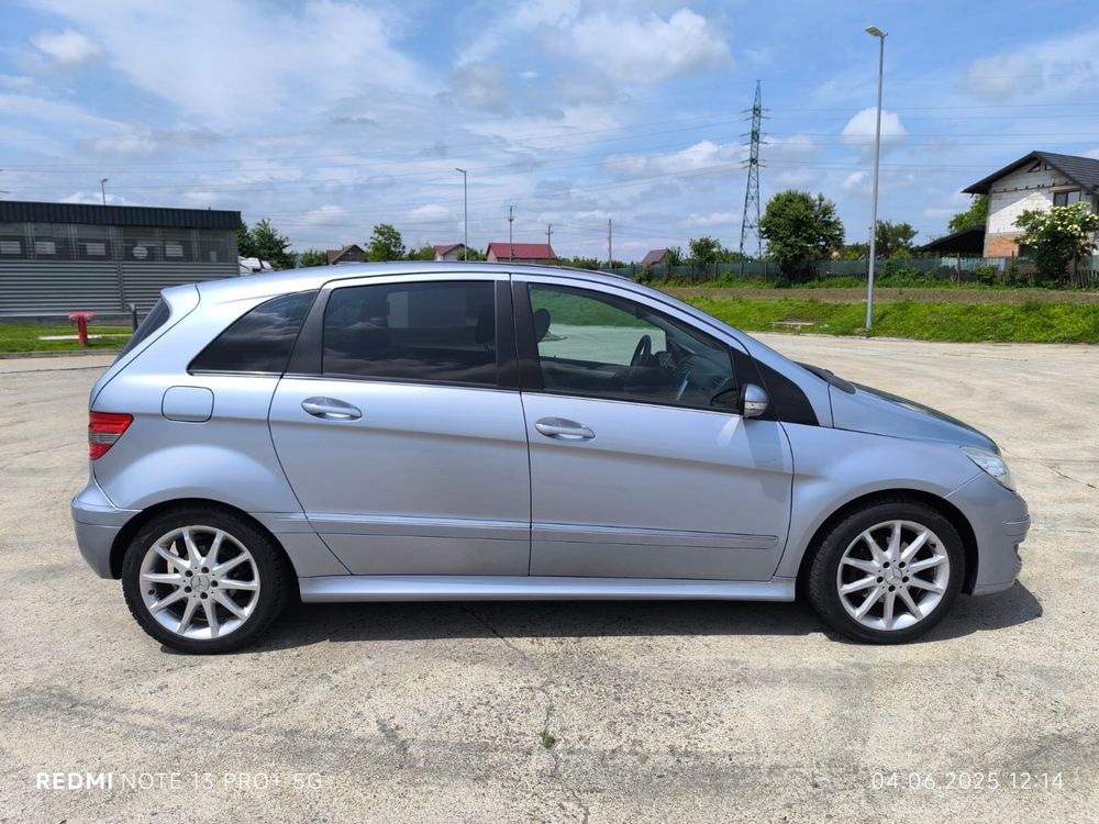 Vand Mercedes B clasa