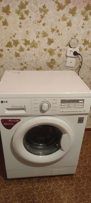 Продам стиральную машинку LG 5кг