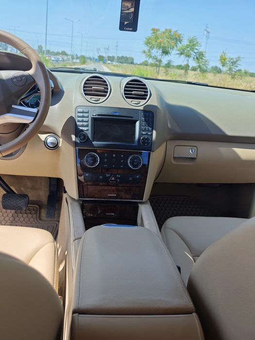 Mercedes  ML 550