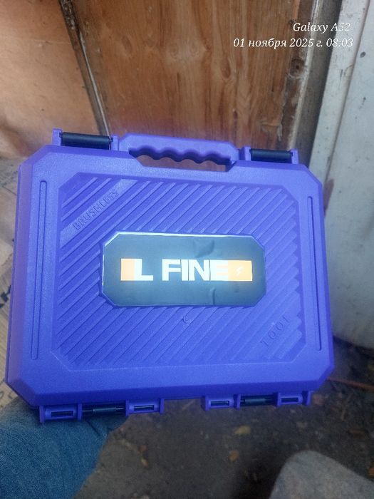 Продаю шуруповерт