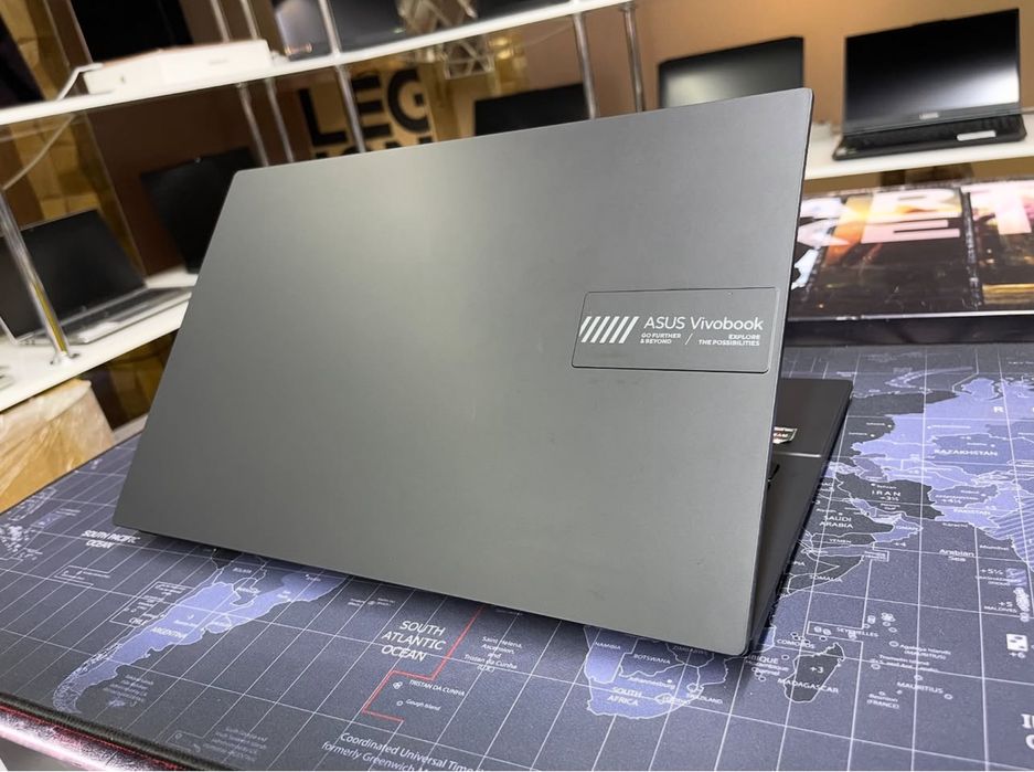 Asus Vivobook 15 - Ryzen 5-7520U/8Gb/SSD512Gb/FHD