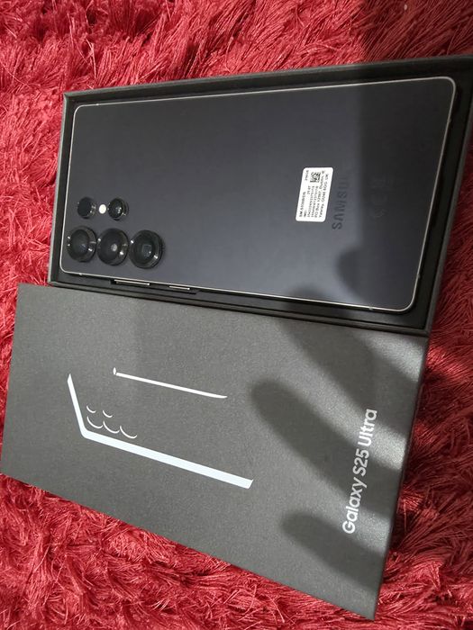 -Samsung S25 Ultra, Nou, 256Gb, 12Ram, Bat: 100%, 30 cicluri incarcare