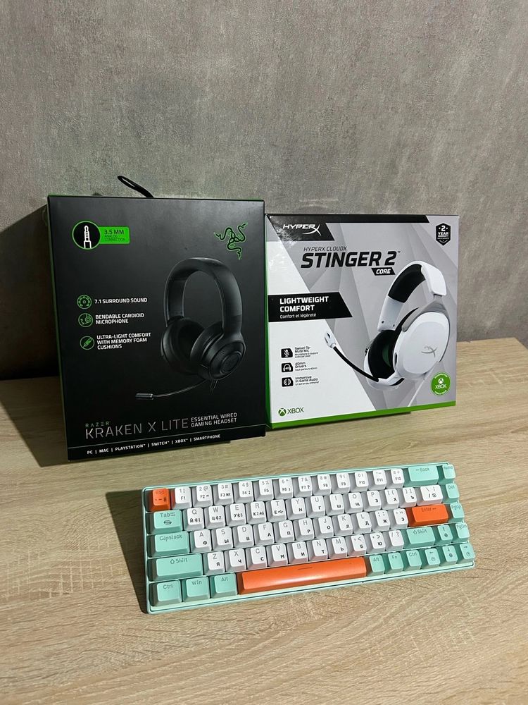 Наушники HyperX и Razer