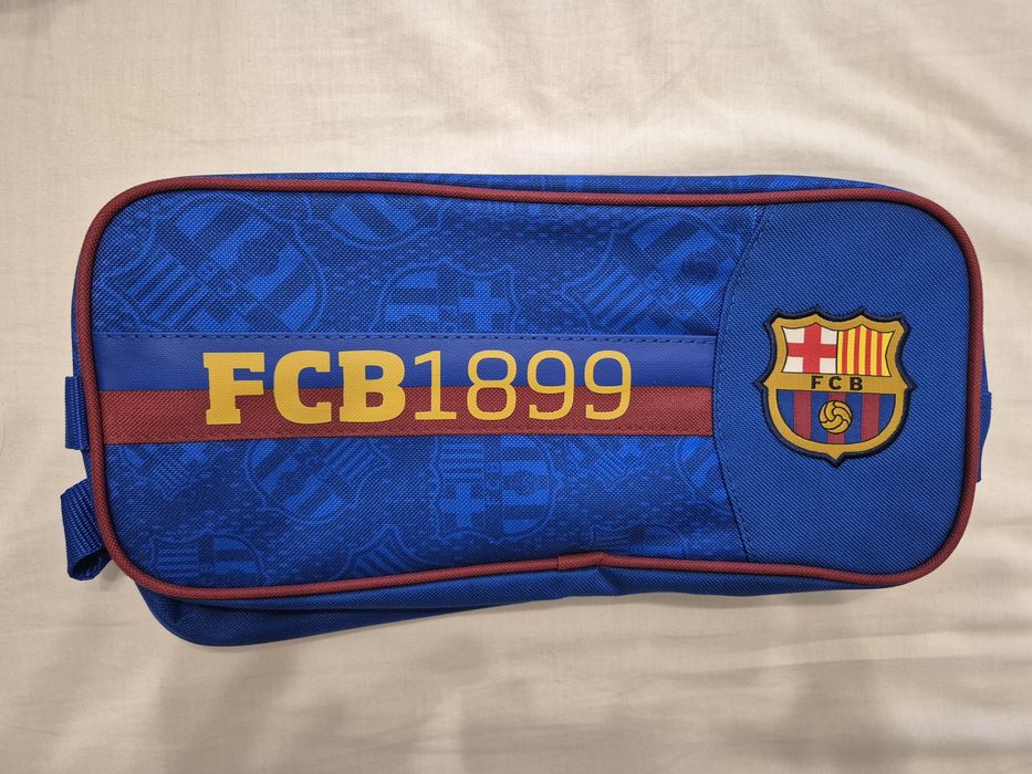 Vand geanta pentru incaltaminte cu FC Barcelona, noua