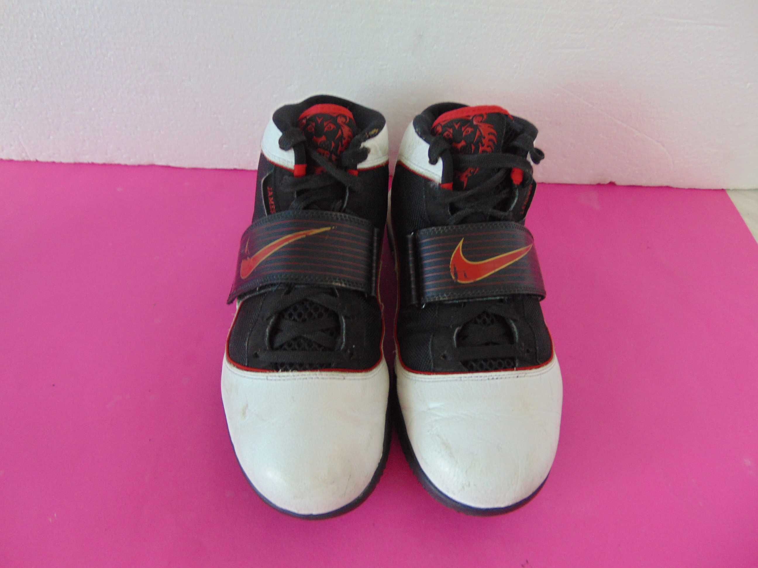 Nike Zoom Soldier IV Lebron James номер 44.5 Оригинални мъжки кецове