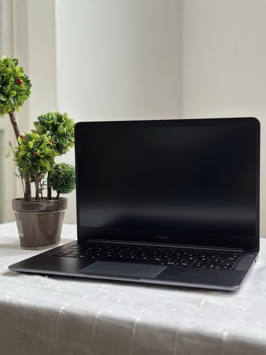 Huawei MateBook D 14 Space Grey