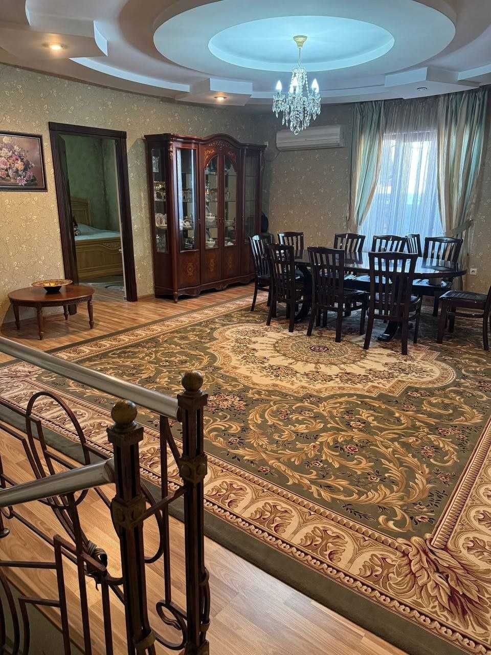 2,3 сотки. 2-этажный дом, 4 комнаты, 140 м². Метро Ташкент, Сарыкулька