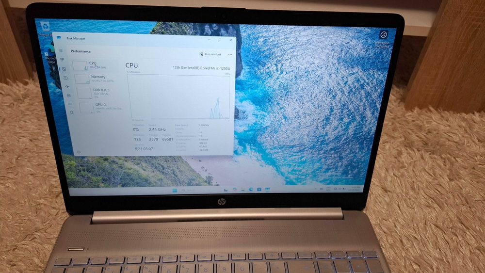 Laptop HP  i7-1255U / 16GB RAM / 512GB SSD CU NOU