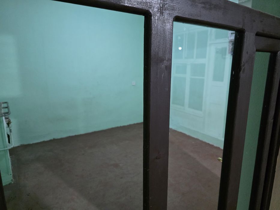 Яккасарой,Ракатда аренда бор. Одам бемалол яшаса болади ва условия бор