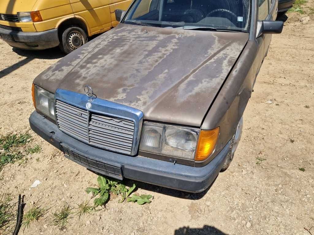 Mercedes-Benz 124 2.5 д 90кс за части