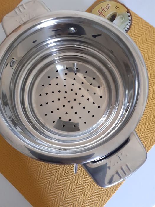 Strecurătoare din inox cu castron noua