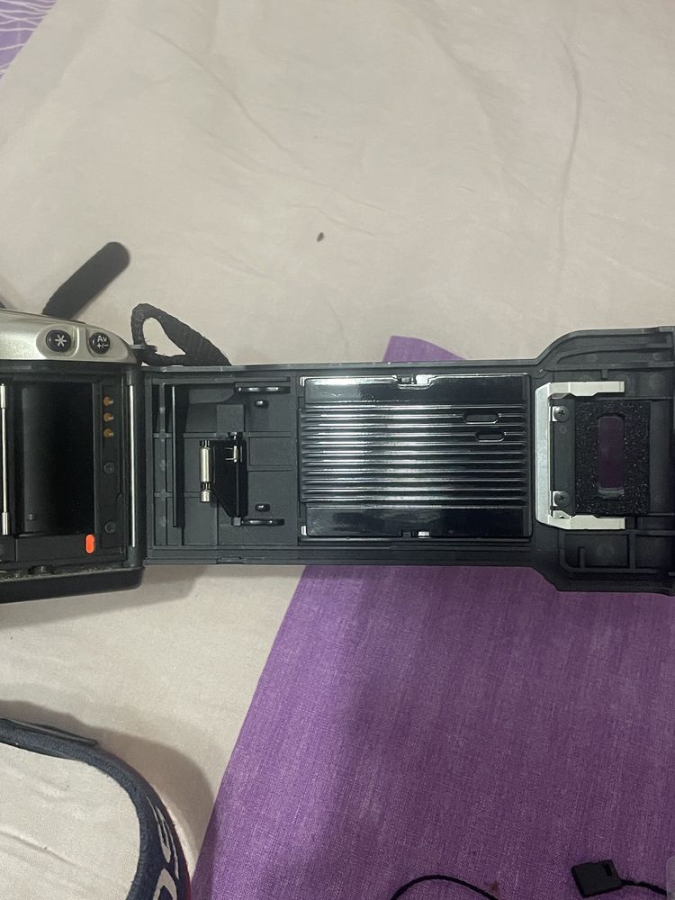 Vand Canon EOS 300 (citiți atuntul )