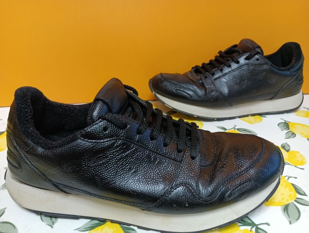 Emporio Armani N 43 кожени - 55 лв